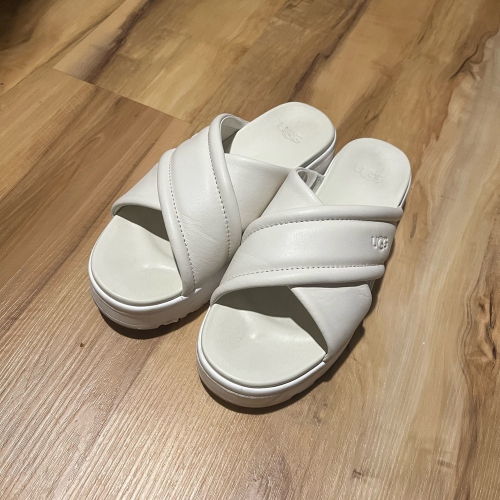 Ugg platform slides